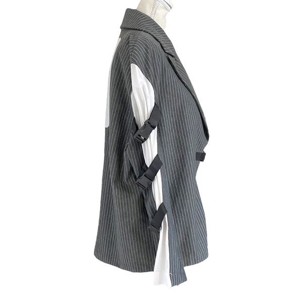 H-4 GREY WHITE STRIPED SIDE RELEASE BUCKLE STRAPS BACK PATCH BOYFRIEND BLAZER - Picture 3 of 10